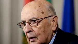 Giorgio Napolitano A DEMISIONAT din funcţia de preşedinte al Italiei
