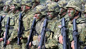 O țară NATO reintroduce serviciul militar obligatoriu