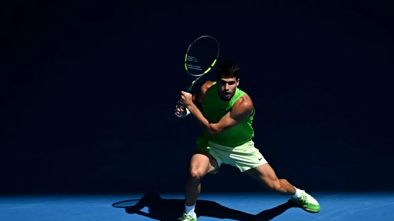 Carlos Alcaraz se califică în premieră în finala Australian Open după un meci epic cu Alexander Zverev