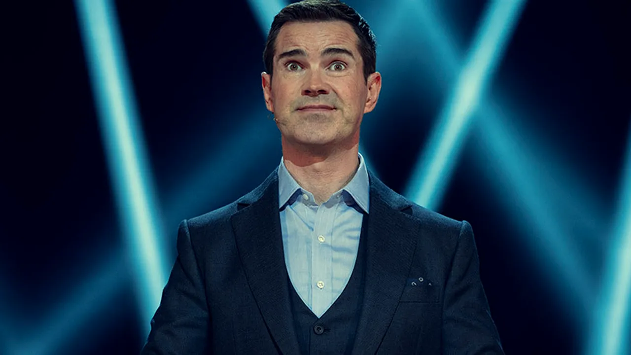 Scandal în Marea Britanie. Comediantul Jimmy Carr criticat dur după o glumă 