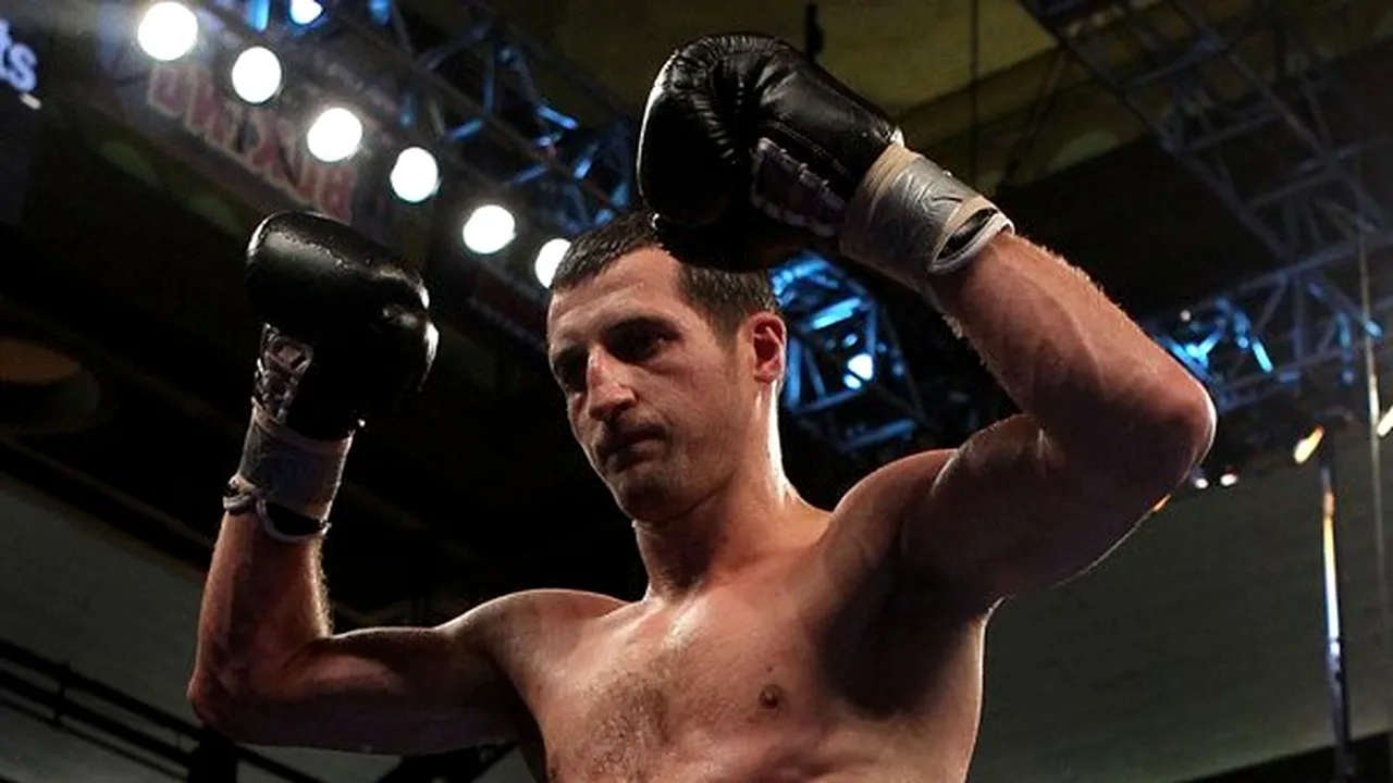 Froch: Bute ştie că îl voi rupe în bucăţi, de aceea nu vrea să boxeze cu mine