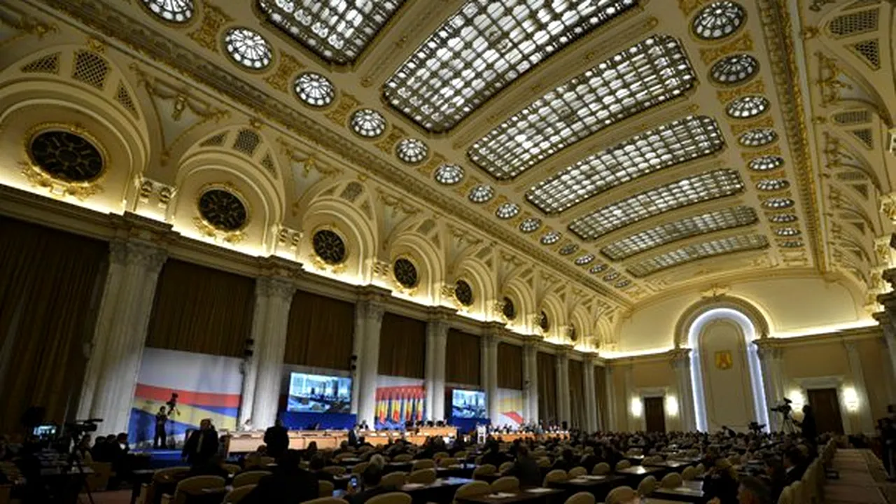 SCANDAL la dezbaterea bugetului: PDL a părăsit plenul, acuzând că amendamentele opoziţiei au dispărut din raport