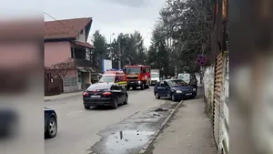 Un şofer de 90 de ani din Bucureşti a provocat un accident rutier în care a fost rănită o tânără de 28 de ani