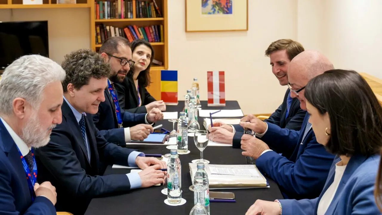 Nicușor Dan s-a întâlnit cu cancelarul Austriei la Summitul Inițiativei celor Trei Mări
