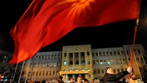 Delegaţia Macedoniei nu intenţionează să părăsească lucrările summit-ului