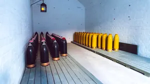 UE, acuzată că plănuiește în secret să producă arme nucleare