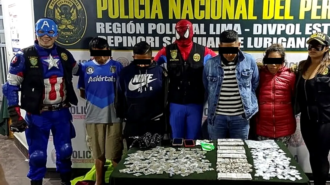 VIDEO Poliţiştii din Peru s-au deghizat în supereroi Marvel de Halloween şi s-au dus după traficanţii de droguri