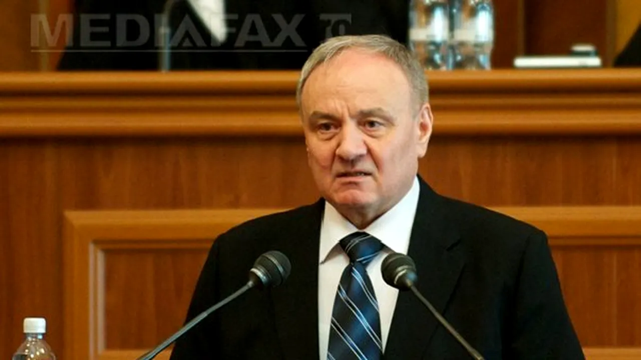 Nicolae Timofti va fi învestit în funcţia de preşedinte al Republicii Moldova vineri 