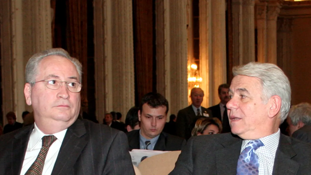 Haşotti rămâne liderul senatorilor PNL, iar Meleşcanu vicepreşedinte al Senatului