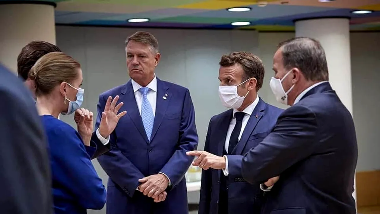 COMENTARIU Lelia Munteanu: Statuile nu poartă mască