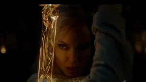  Universul Marvel se extinde. Au fost lansate imagini cu Angelina Jolie din filmul The Eternals