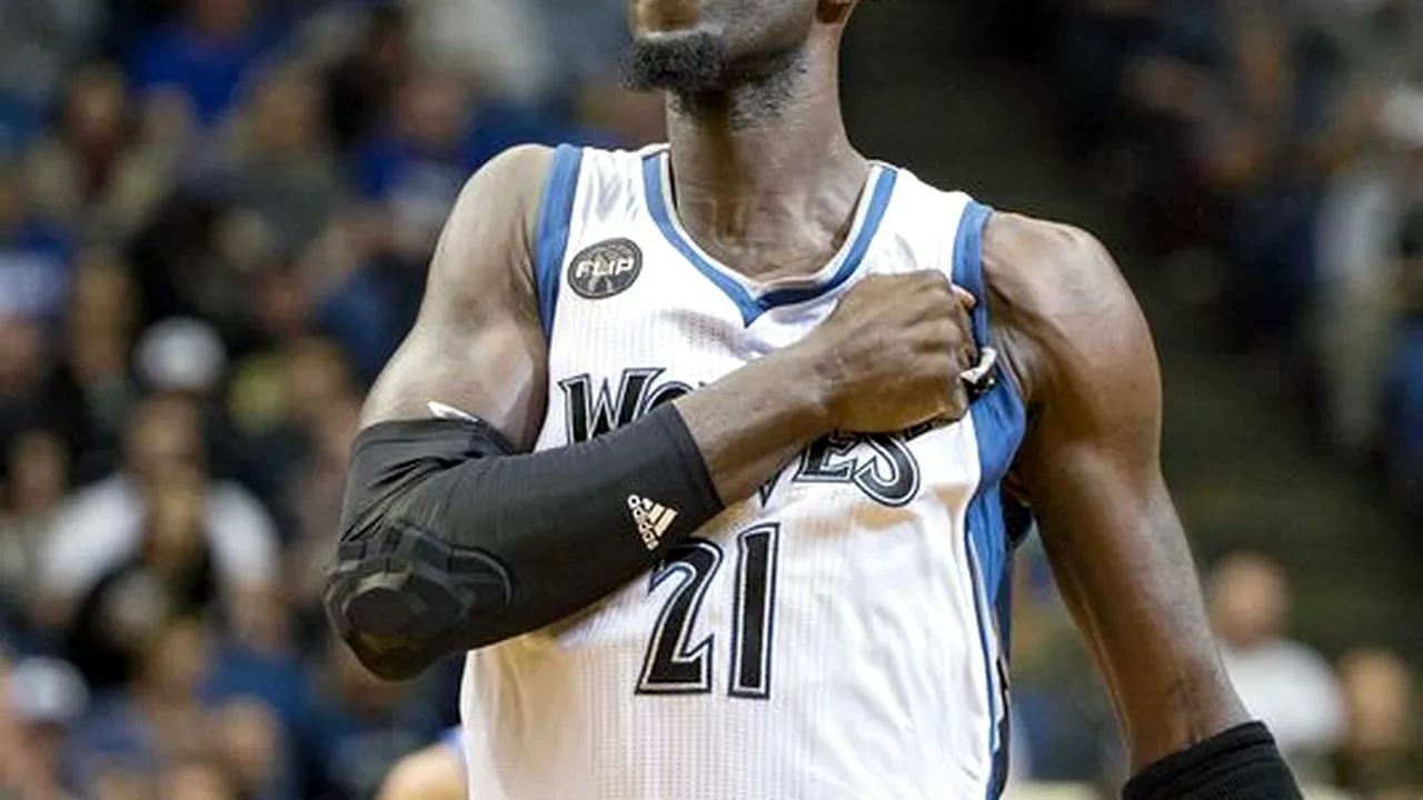 Baschetbalistul Kevin Garnett şi-a anunţat retragerea, după 21 de ani petrecuţi în NBA