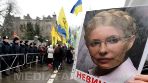 Mii de ucraineni au manifestat la Kiev împotriva 