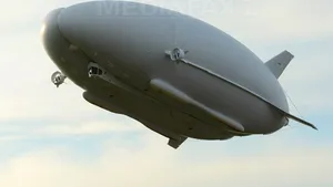 „Fundul zburător”: Cea mai mare aeronavă din lume a efectuat cu succes primul zbor - VIDEO