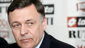 Gheorghe Constantin, adus la sediul DNA Piteşti