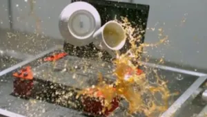 Google a distrus intenţionat 25 de laptopuri Chrome OS - VIDEO