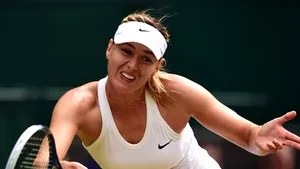 Şarapova câştigă meciul cu Radwanska din Grupa Roşie a Turneului Campioanelor