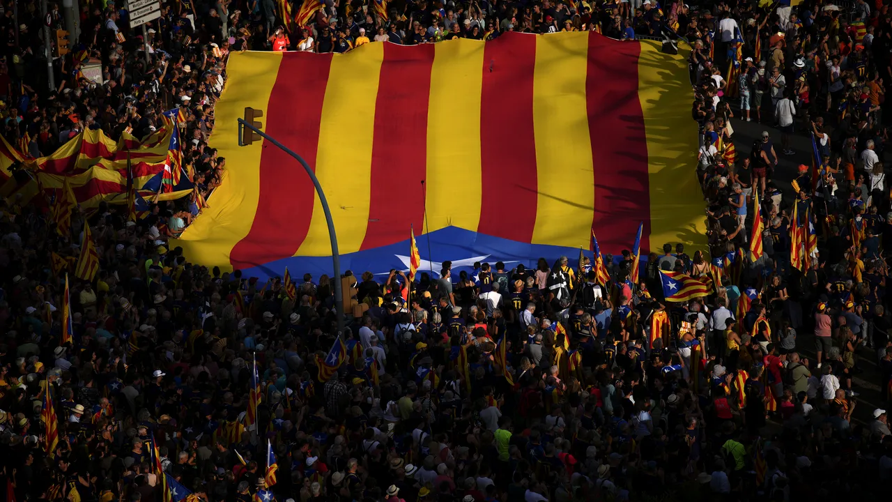 Madridul şi Barcelona se aliază pentru a face catalana o limbă oficială a Uniunii Europene