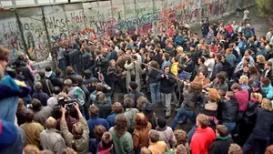 Oficial german: Căderea Zidului Berlinului, efect al protestelor din Europa, inclusiv din România