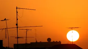 Vremea călduroasă va persista. PROGNOZA METEO pentru miercuri şi joi