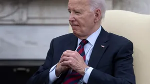 Prestaţie dezastruoasă a lui Biden în dezbaterea împotriva lui Trump. Democraţii se gândesc să ceară retragerea lui din cursa pentru Casa Albă