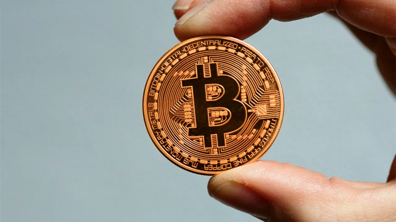 Studiu: Tranzacţiile cu Bitcoin sunt acceptate de 47 de comercianţi, în 17 locaţii din România