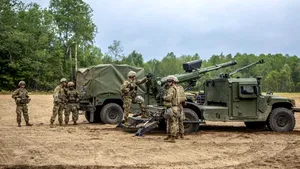 Ucraina a primit un obuzier netestat în luptă de la SUA. Hawkeye 2-CT este instalat pe un Humvee şi este considerat cel mai uşor obuzier autopropulsat din lume