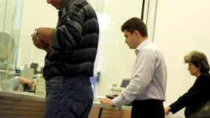 Clienţii Cosmote pot plăti de la 1 aprilie facturile şi la ghişeele GarantiBank România