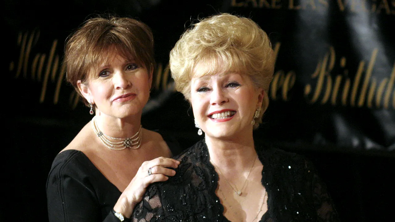 VIDEO A murit legendara actriţă Debbie Reynolds, partenera lui Gene Kelly în filmul 