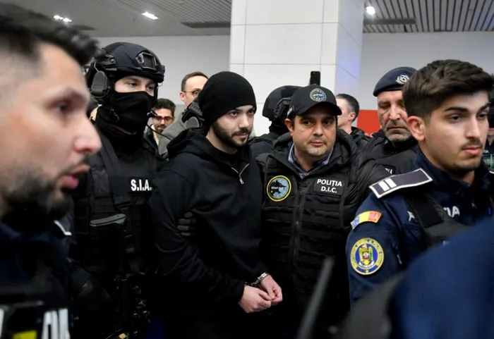 SOCIAL Fiul și nepotul lui Horațiu Potra, eliberați cu brățări electronice