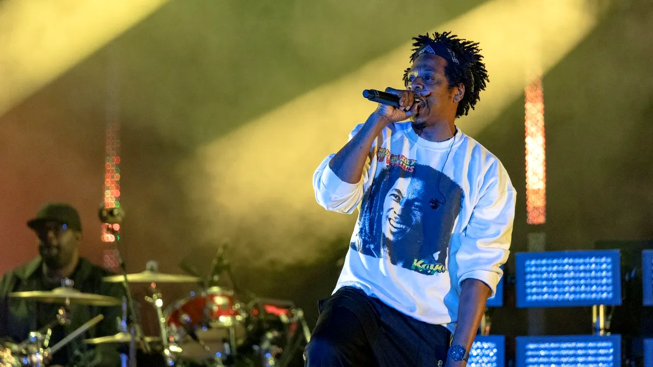 Jay-Z, nemulţumit de condiţiile din închisori, dă în judecată autorităţile în numele a 29 de deţinuţi 