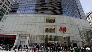 Cum arată cel mai mare magazin H&M din lume - FOTO