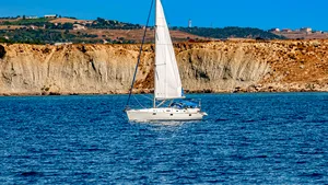 „Nimeni nu ne-a spus de pandemia de coronavirus”. Povestea unui cuplu surprins de epidemie în timp ce naviga în jurul lumii