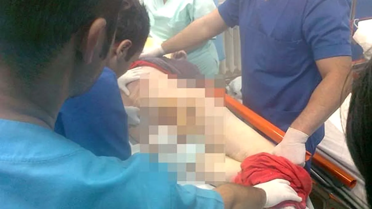 Imagini cu o pacientă plină de răni, după ce a fost imobilizată în spital şase luni. Cseke: Nu doar că au ţinut-o degeaba, dar au îmbolnăvit-o şi de altceva