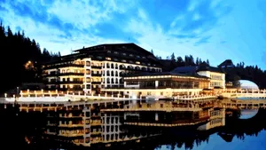 Blocul alimentar al hotelului din Poiana Braşov unde au fost găsite alimente stricate, redeschis