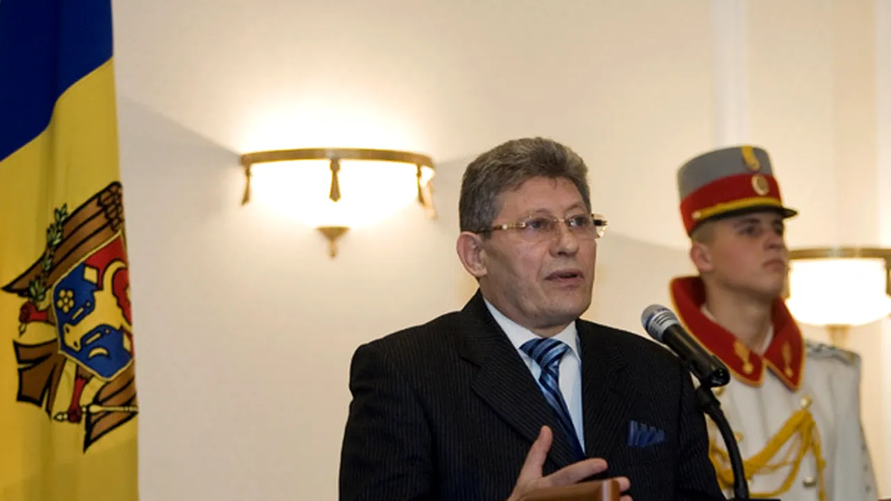 Mihai Ghimpu va discuta la Bucureşti despre un nou ambasador al R.Moldova în România