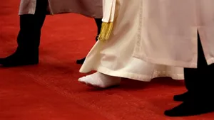 Momentul care a obligat Vaticanul la explicații / Papa Leon a vizitat Moscheea Albastră din Turcia, dar nu s-a rugat