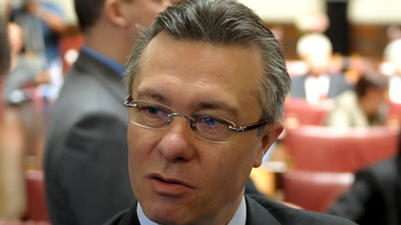 Diaconescu revine asupra deciziei de anulare a vizitei şi merge la şedinţa din Legislativul olandez