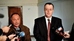 Comisia Media cere presei să nu îi mai prezinte pe Roşca Stănescu şi Chirieac ca 