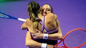 Babos și Stefani le înving pe Hsieh și Ostapenko și se califică în finala Turneului Campioanelor