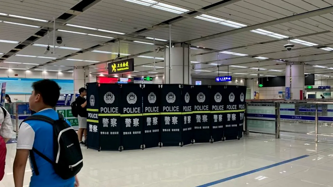 Un angajat al Consulatului Marii Britanii la Hong Kong, arestat în China din motive necunoscute 