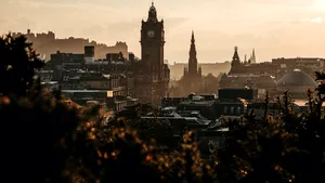 Turiştii care vor vizita un oraş din Scoţia vor plăti o taxă de 5% din preţul cazării 