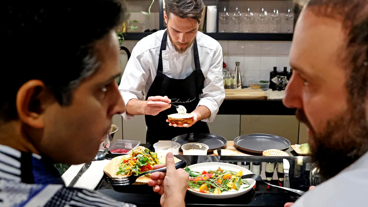 Ingredientul secret al unei mese la restaurant în 2021: digitalizarea. Noi strategii pentru servicii eficiente în domeniul HoReCa