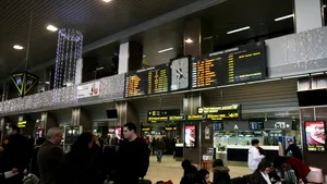 Patru zboruri anulate pe Otopeni din cauza închiderii spațiului aerian din Orientul Mijlociu
