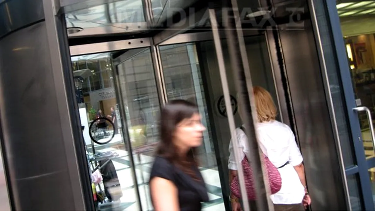 Ungaria ar prefera să taxeze băncile şi alte companii decât să accepte un ultimatum de la FMI