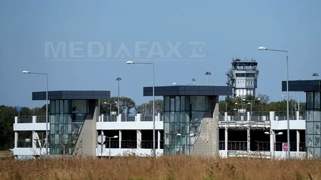 Kievul denunţă tiruri cu lansatoare de rachete asupra aeroportului de la Doneţk