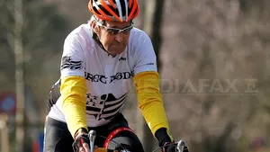John Kerry a publicat prima fotografie după accidentul de bicicletă - FOTO