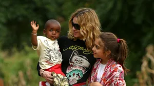 Madonna poate să adopte încă un copil din Malawi