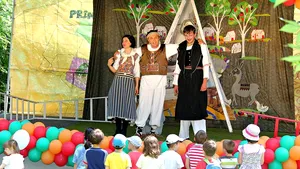 Program educativ cu poveşti şi jocuri, pentru copii cu vârsta între 2 şi 8 ani, în Parcul Cişmigiu