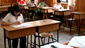 Elevii bucureşteni, supravegheaţi cu camere video la BAC
